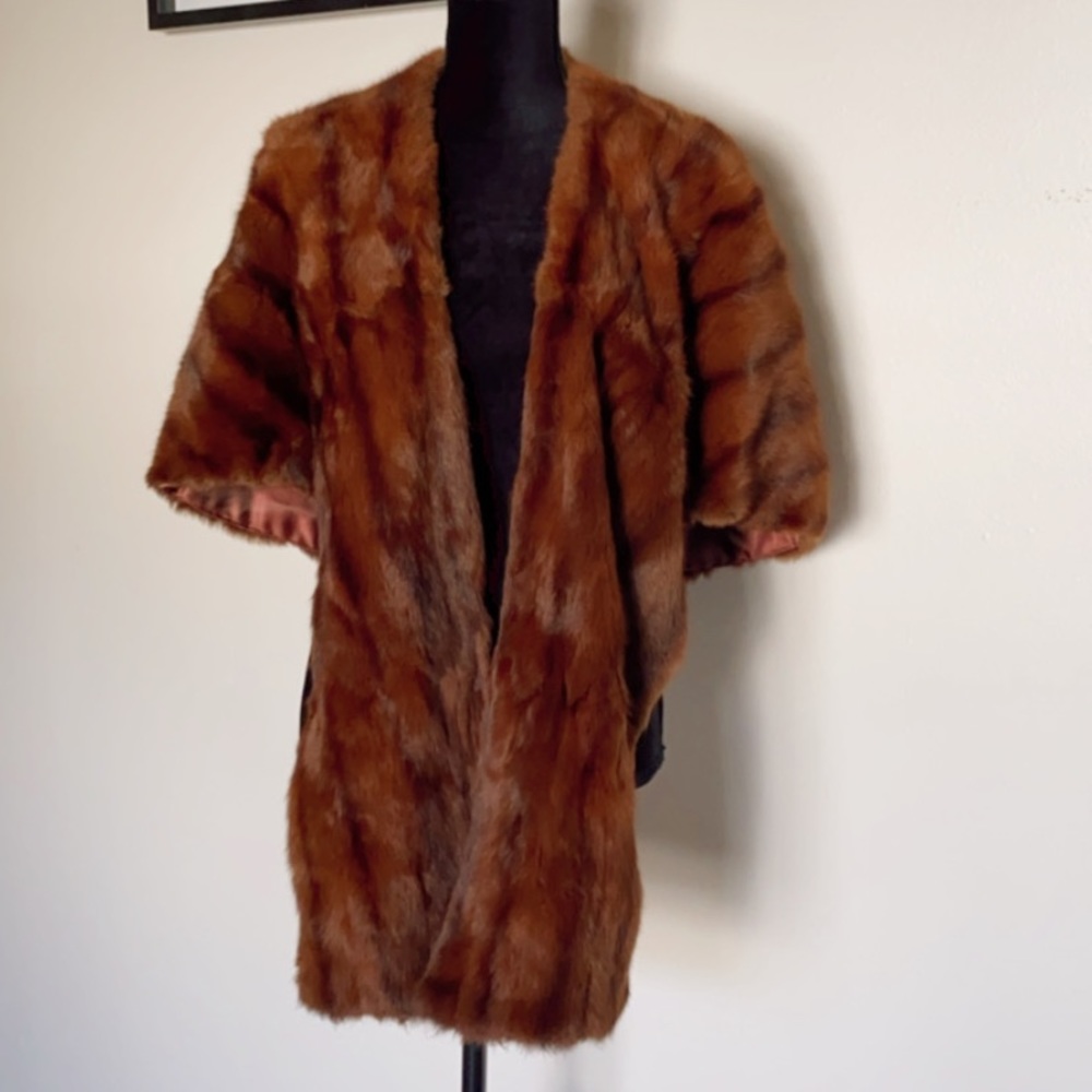 Vintage Datzenko & Son 1930’s-40 Mink Fur Cape - Picture 7 of 8